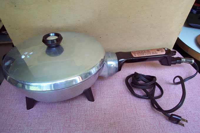 GE Automatic Skillet - 50's vintage  $65